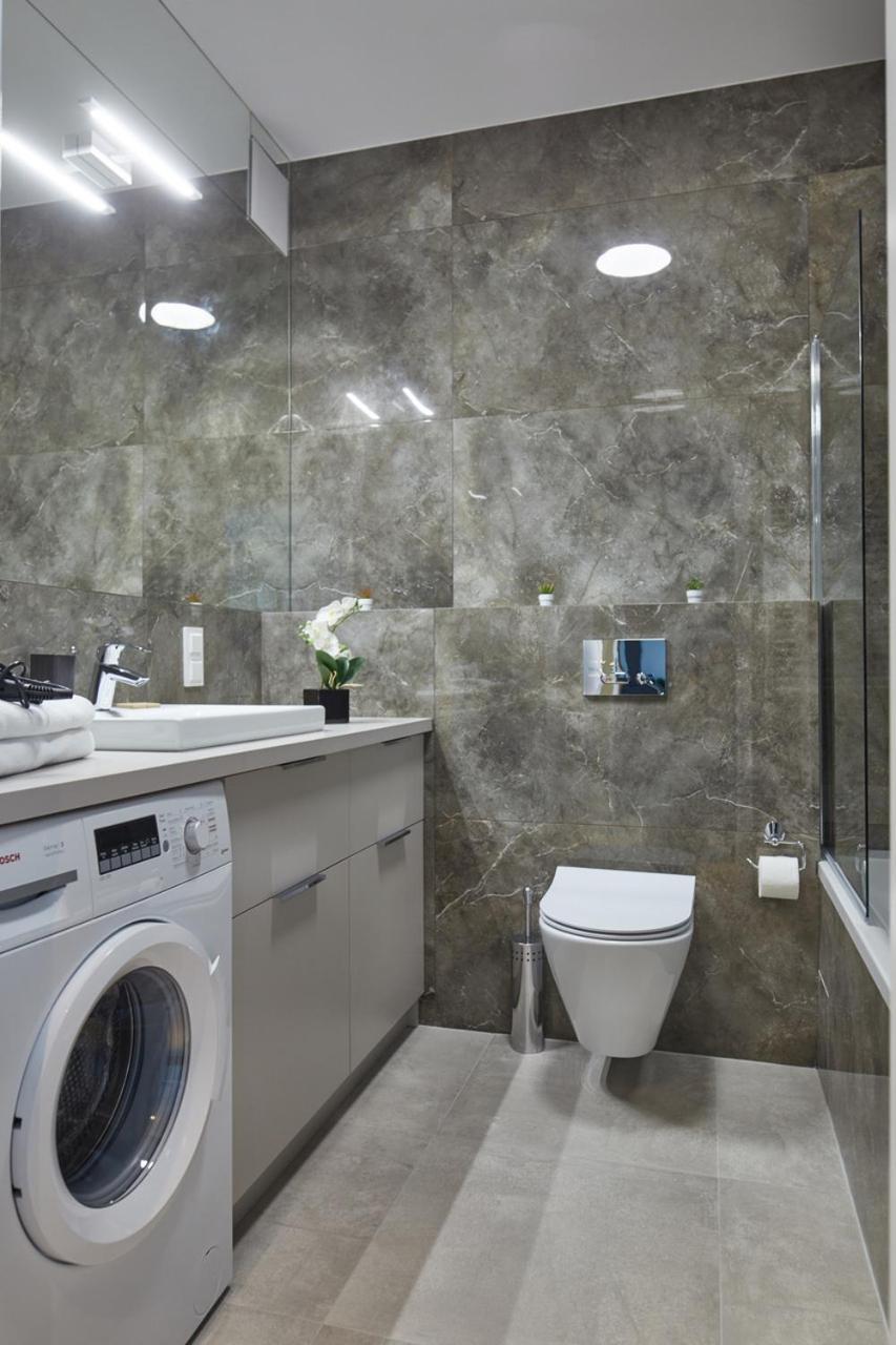 Metro Imielin Apartments Warsawa Bagian luar foto